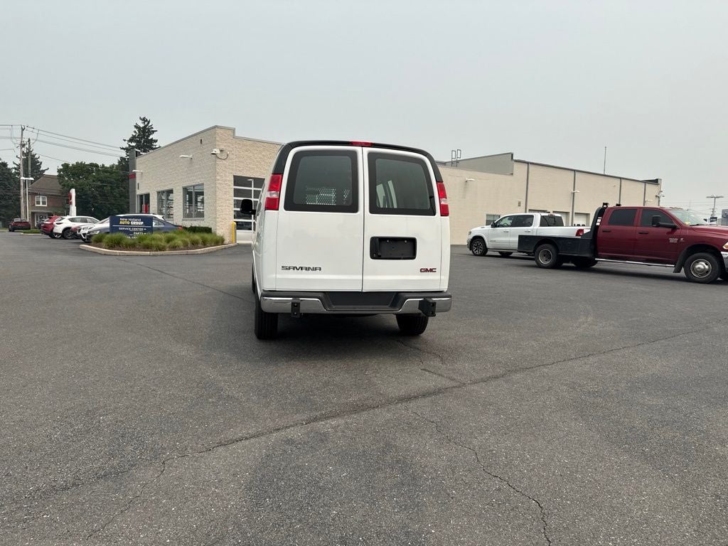 2025 GMC Savana 2500 Work Van