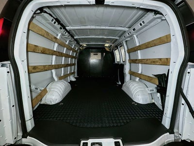 2025 GMC Savana 2500 Work Van