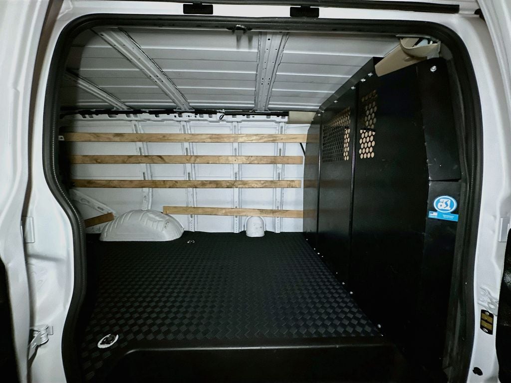 2025 GMC Savana 2500 Work Van