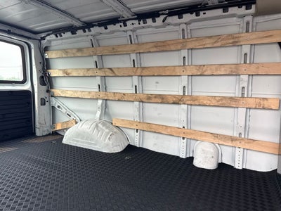 2025 GMC Savana 2500 Work Van