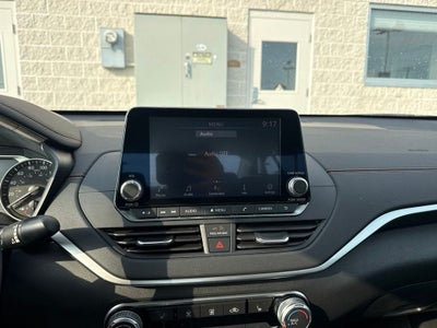 2022 Nissan Altima 2.0 SR