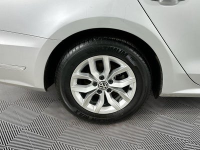 2018 Volkswagen Passat 2.0T S