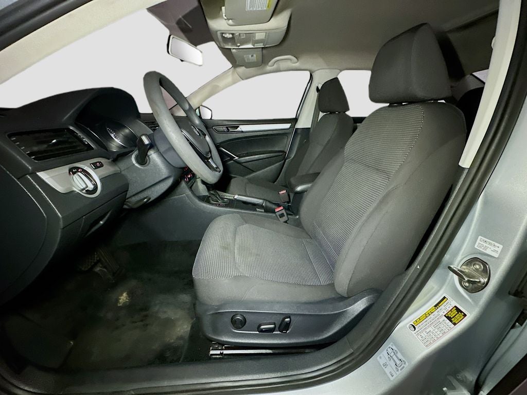 2018 Volkswagen Passat 2.0T S