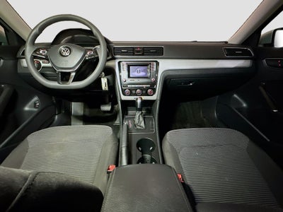 2018 Volkswagen Passat 2.0T S
