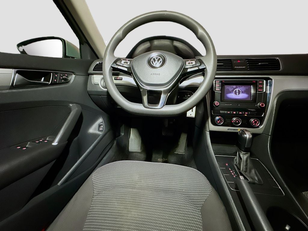 2018 Volkswagen Passat 2.0T S