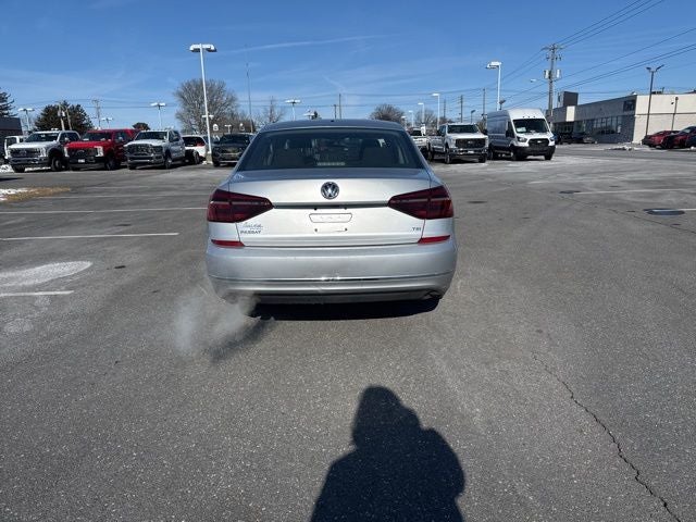 2018 Volkswagen Passat 2.0T S IN-TRANSIT