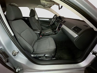 2018 Volkswagen Passat 2.0T S