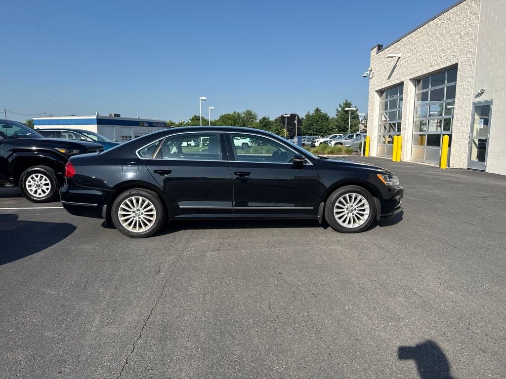 2016 Volkswagen Passat 1.8T SE