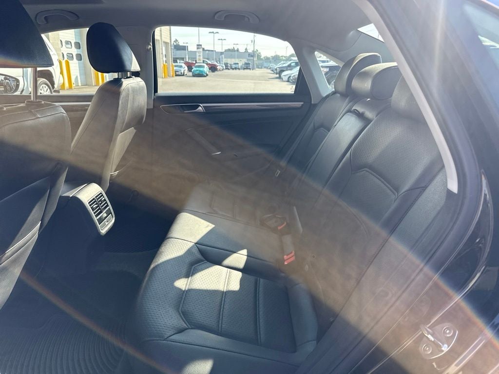 2016 Volkswagen Passat 1.8T SE