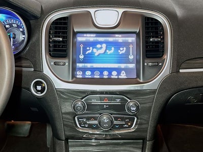 2022 Chrysler 300 Touring