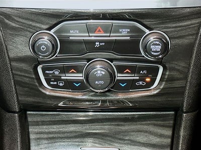 2022 Chrysler 300 Touring