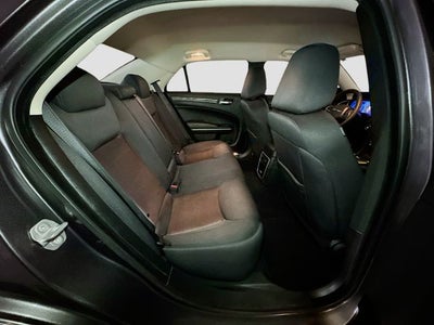 2022 Chrysler 300 Touring