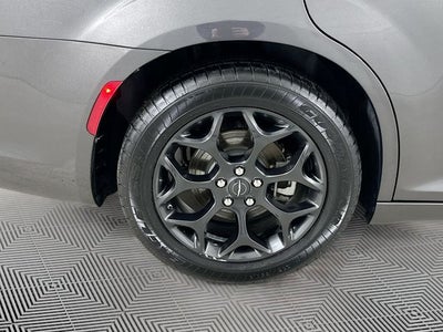 2022 Chrysler 300 Touring