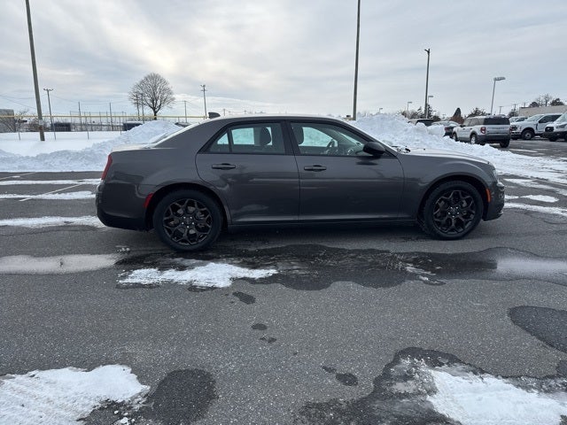 2022 Chrysler 300 Touring