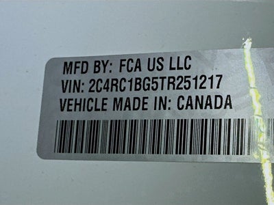 2026 Chrysler Pacifica Select