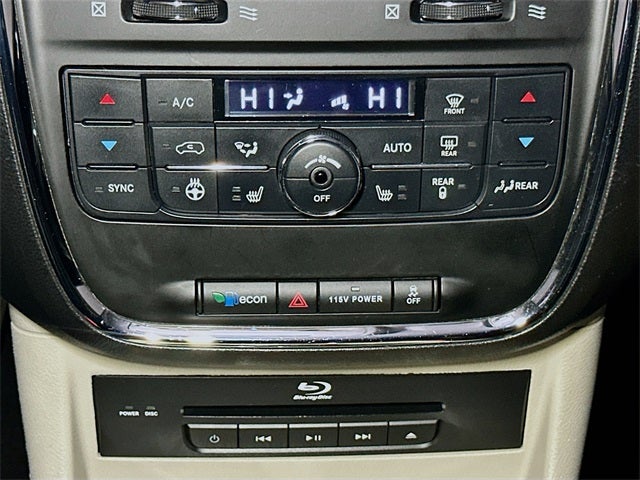 2015 Chrysler Town & Country Touring-L