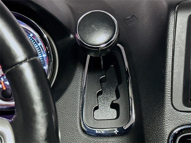 2015 Chrysler Town & Country Touring-L