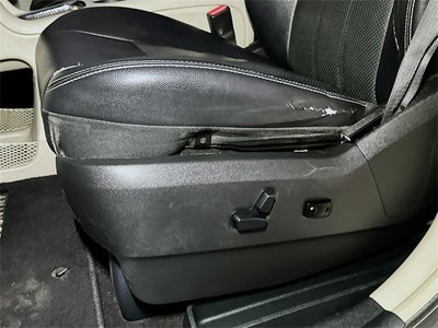 2015 Chrysler Town & Country Touring-L