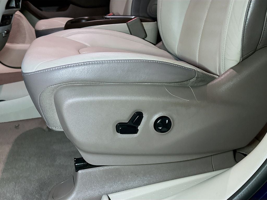 2017 Chrysler Pacifica Touring L Plus