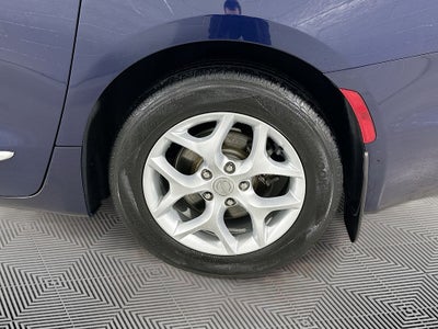 2017 Chrysler Pacifica Touring L Plus