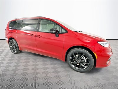 2026 Chrysler Pacifica Limited