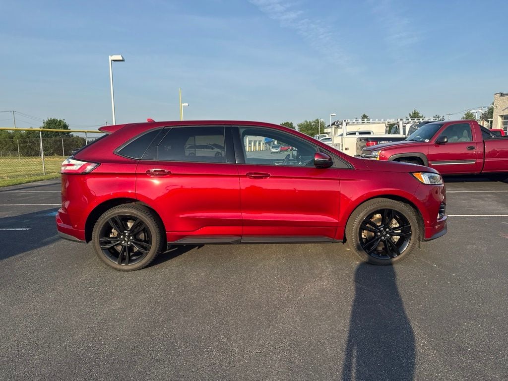 2019 Ford Edge ST