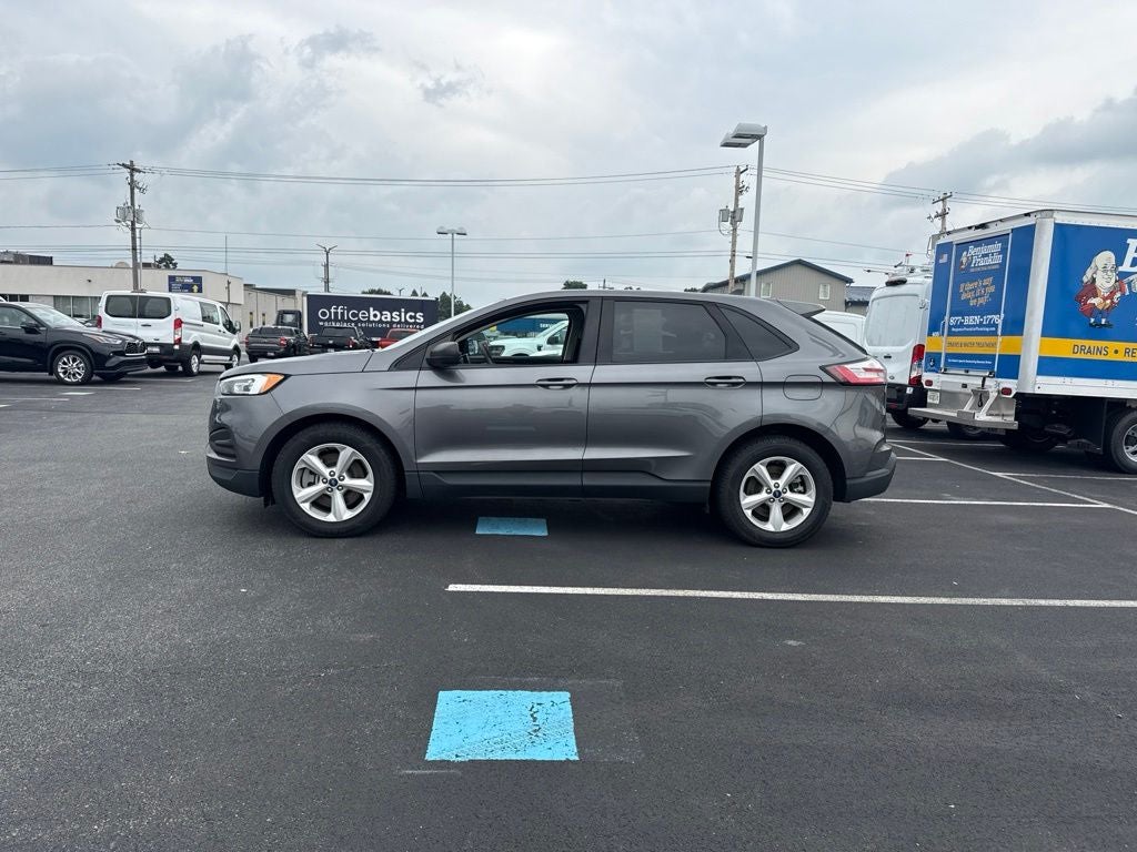 2021 Ford Edge SE