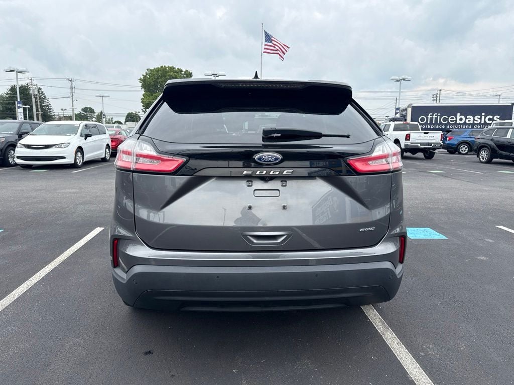 2021 Ford Edge SE