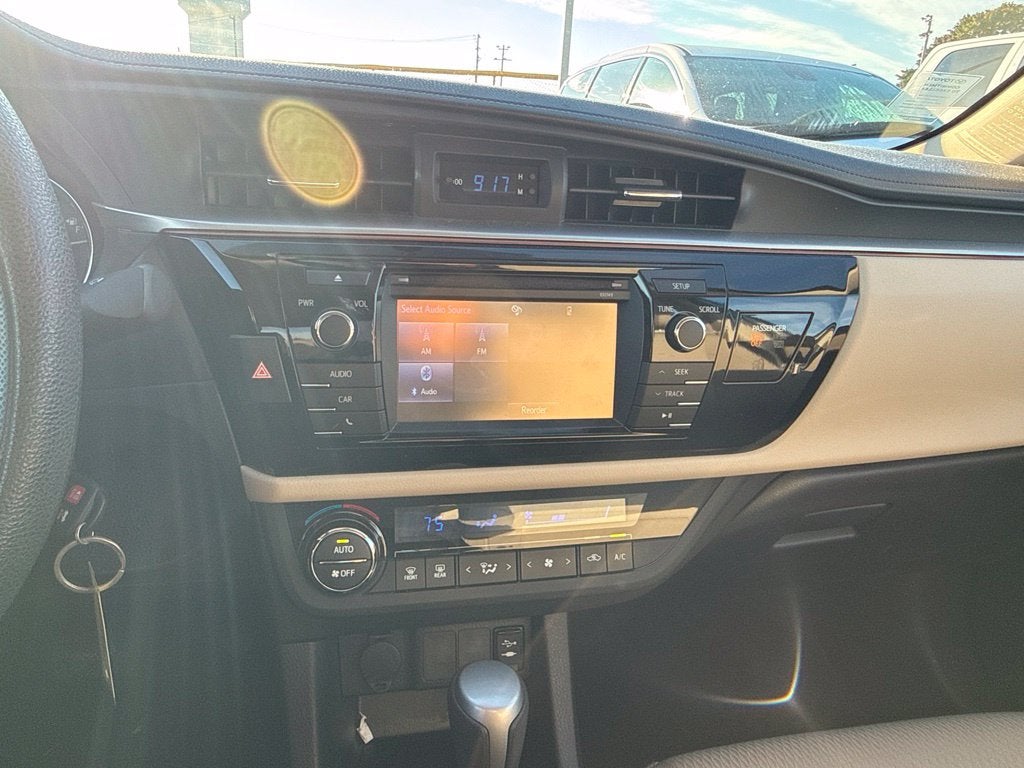 2015 Toyota Corolla LE