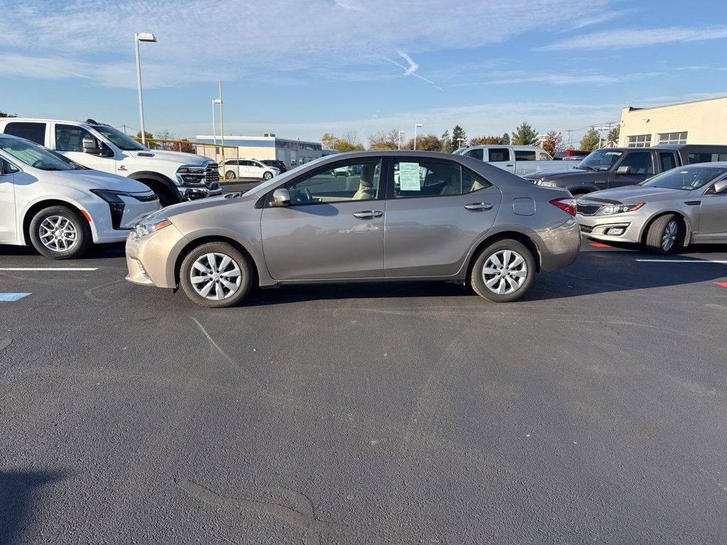 2015 Toyota Corolla LE