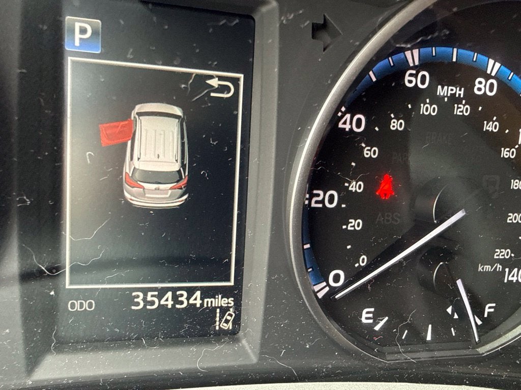 2017 Toyota RAV4 LE