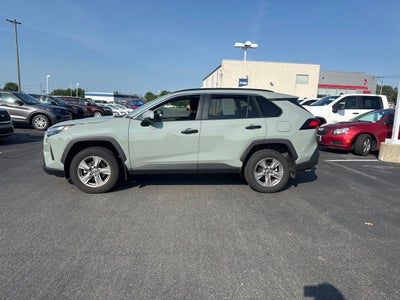 2023 Toyota RAV4 XLE
