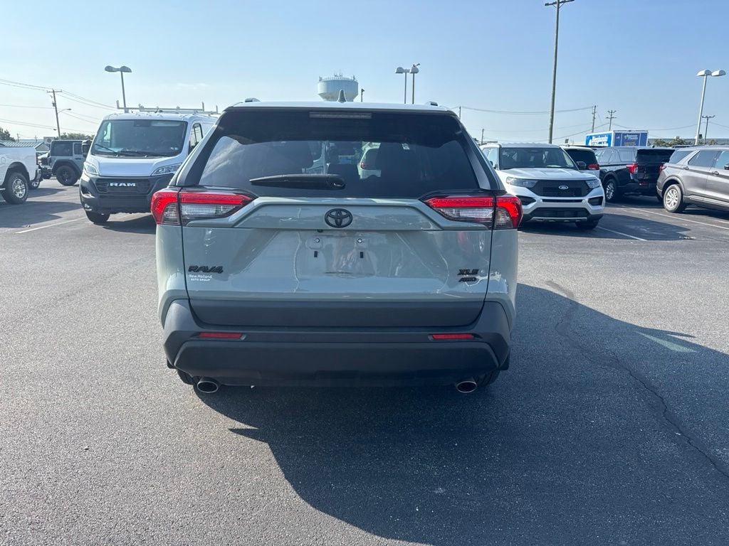 2023 Toyota RAV4 XLE