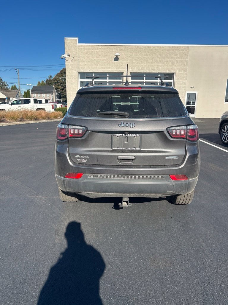 2022 Jeep Compass Latitude Lux