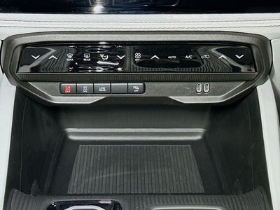 2026 Jeep Cherokee Base