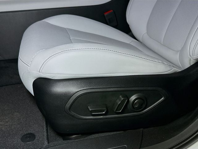 2026 Jeep Cherokee Base