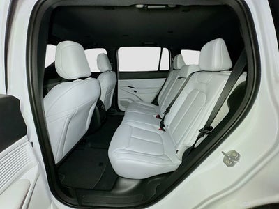 2026 Jeep Cherokee Base