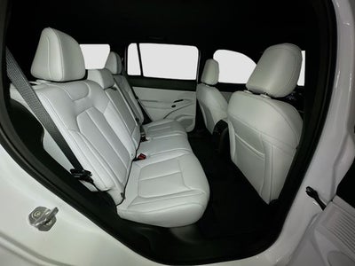 2026 Jeep Cherokee Base