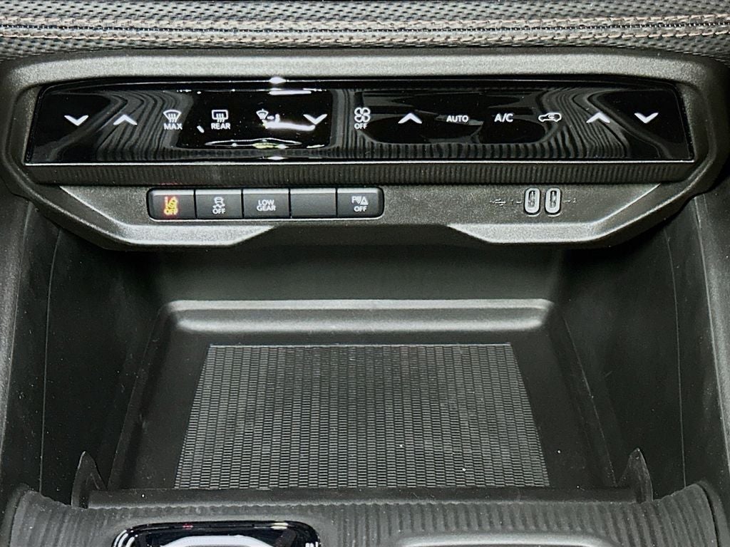 2026 Jeep Cherokee Base