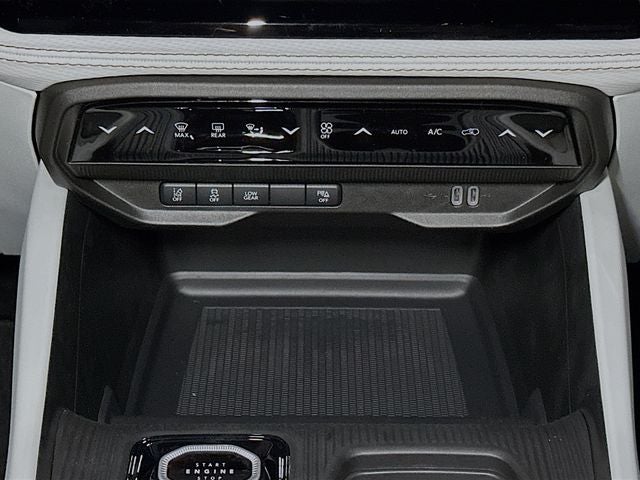 2026 Jeep Cherokee Base