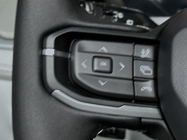 2026 Jeep Cherokee Base