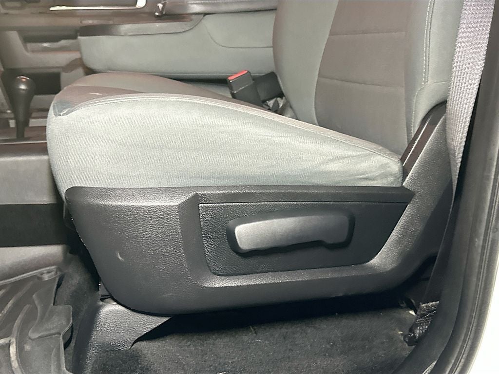 2016 RAM 3500 SLT 172 WB