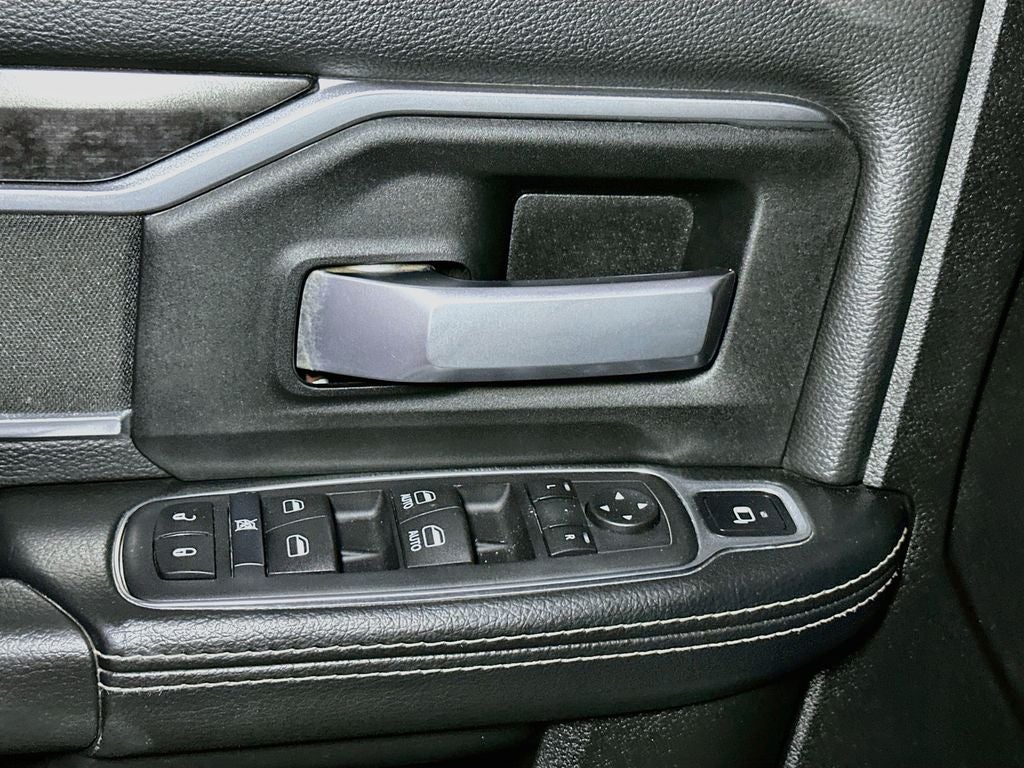 2024 RAM 3500 SLT