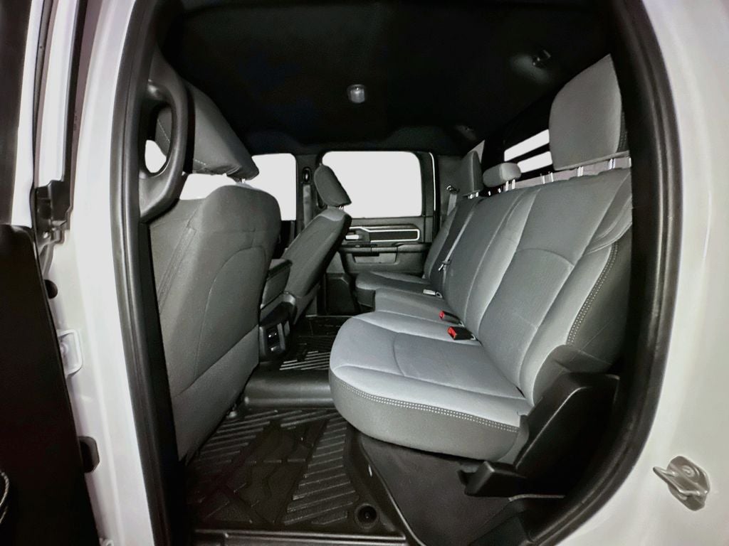 2024 RAM 3500 SLT