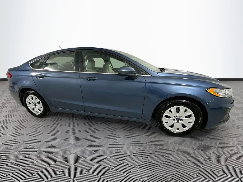 2019 Ford Fusion S