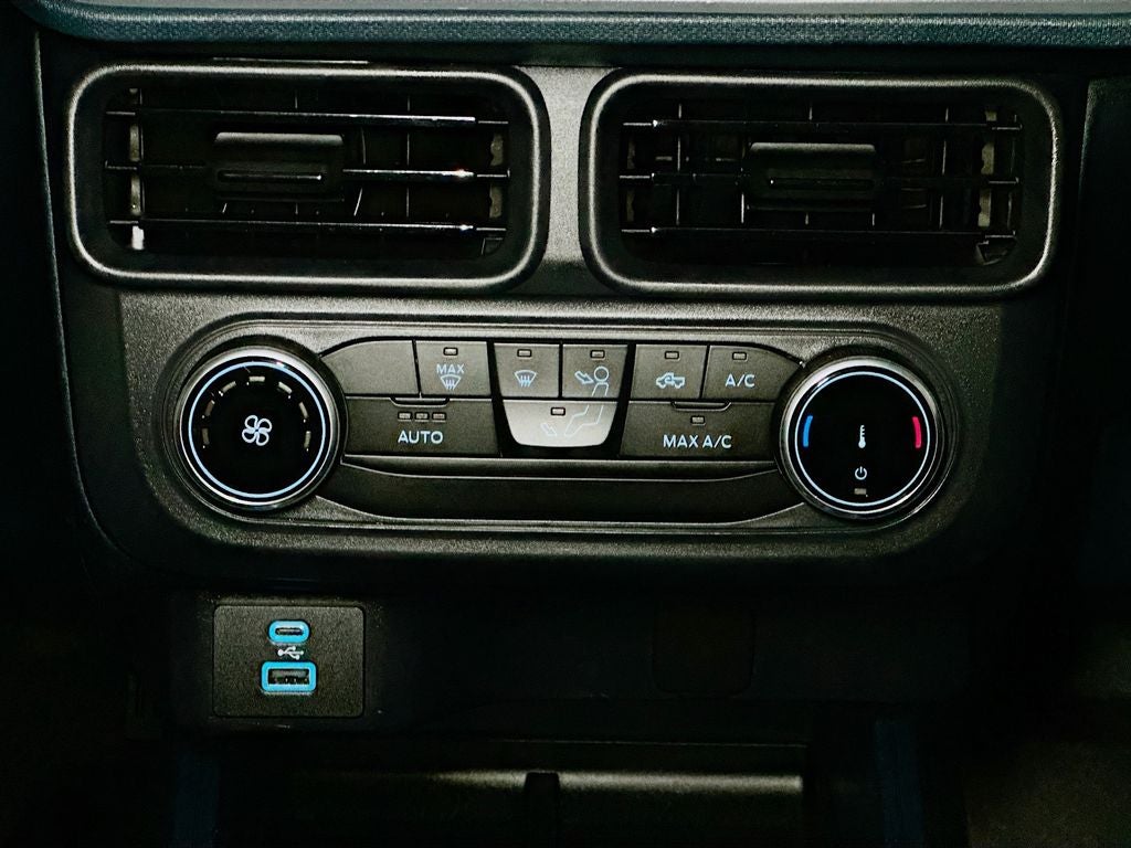 2024 Ford Maverick XL