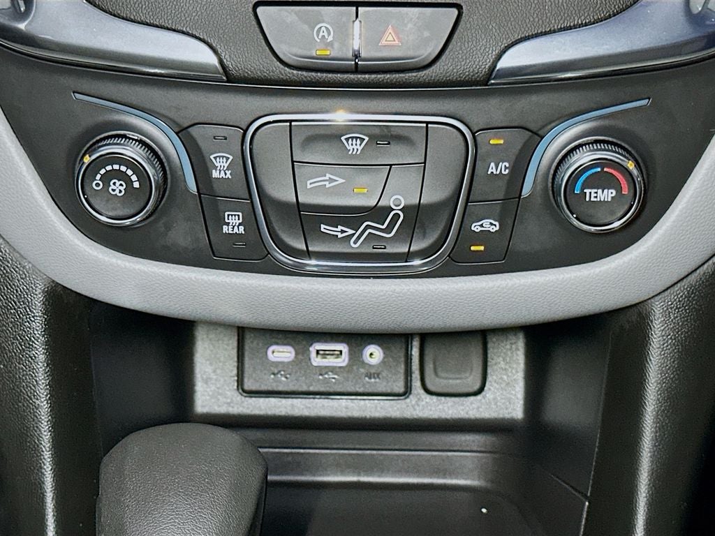 2022 Chevrolet Equinox LS