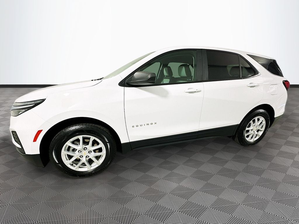 2022 Chevrolet Equinox LS