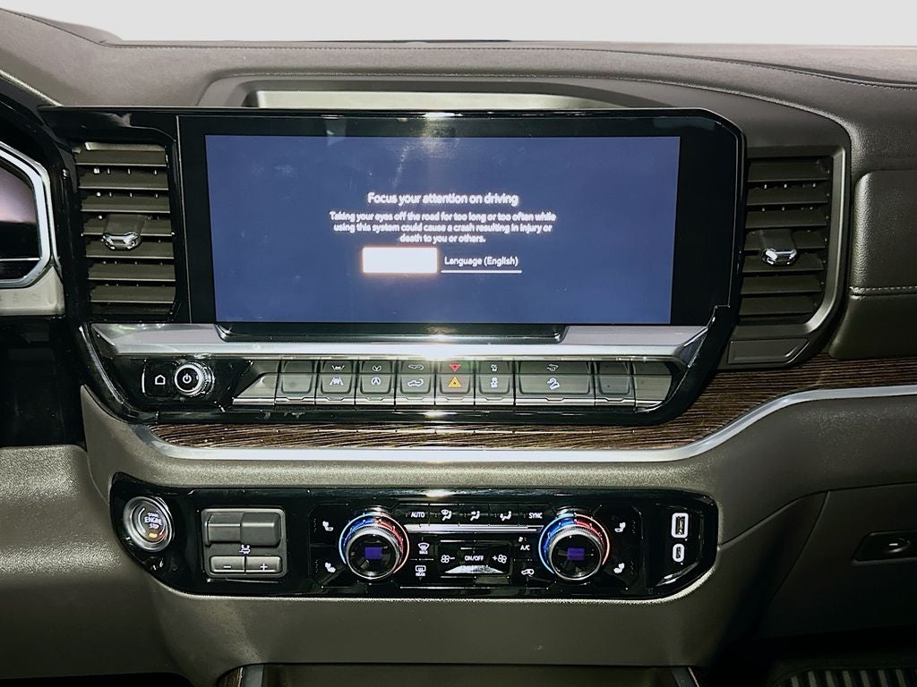 2025 GMC Sierra 1500 Elevation