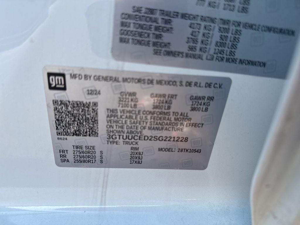 2025 GMC Sierra 1500 Elevation